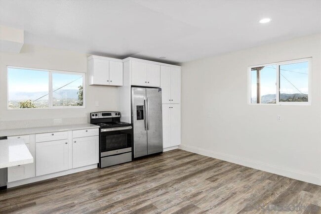 Foto del edificio - 27775 Burnt Mountain Rd