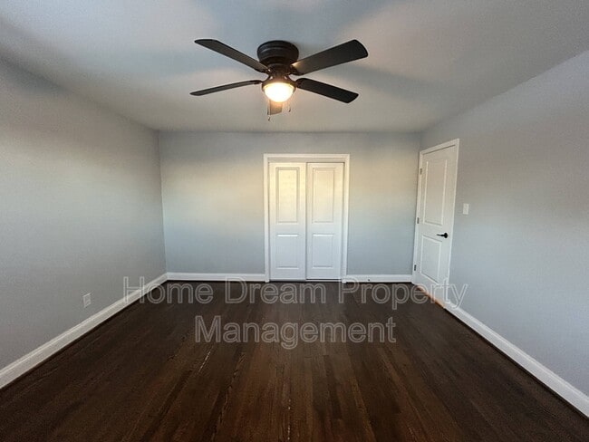 Building Photo - 354 Berry St