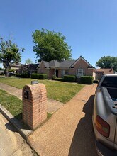 Building Photo - 5384 Farm Ridge Dr