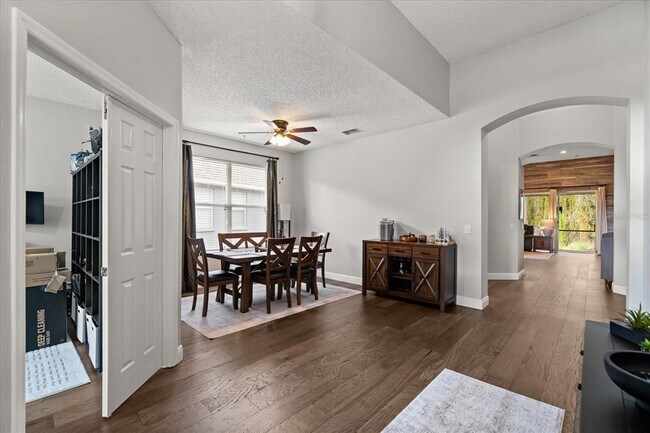 Foto del edificio - 2554 Cypress Trace Cir