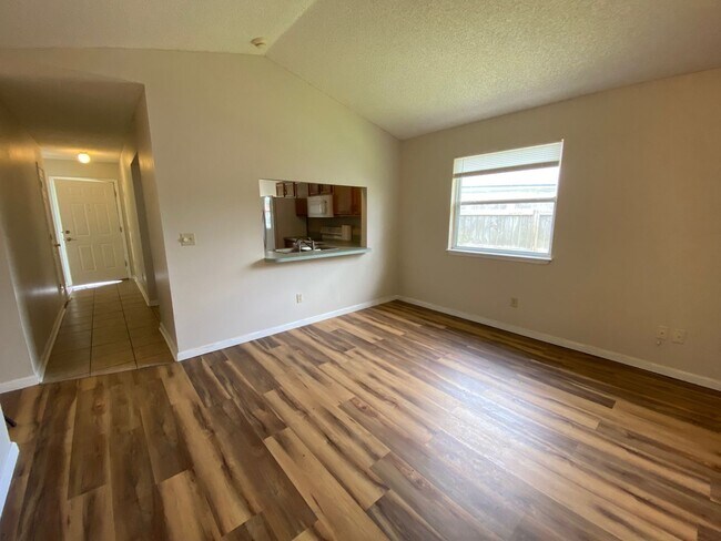 Foto del edificio - 2641 Sam Houston Pl