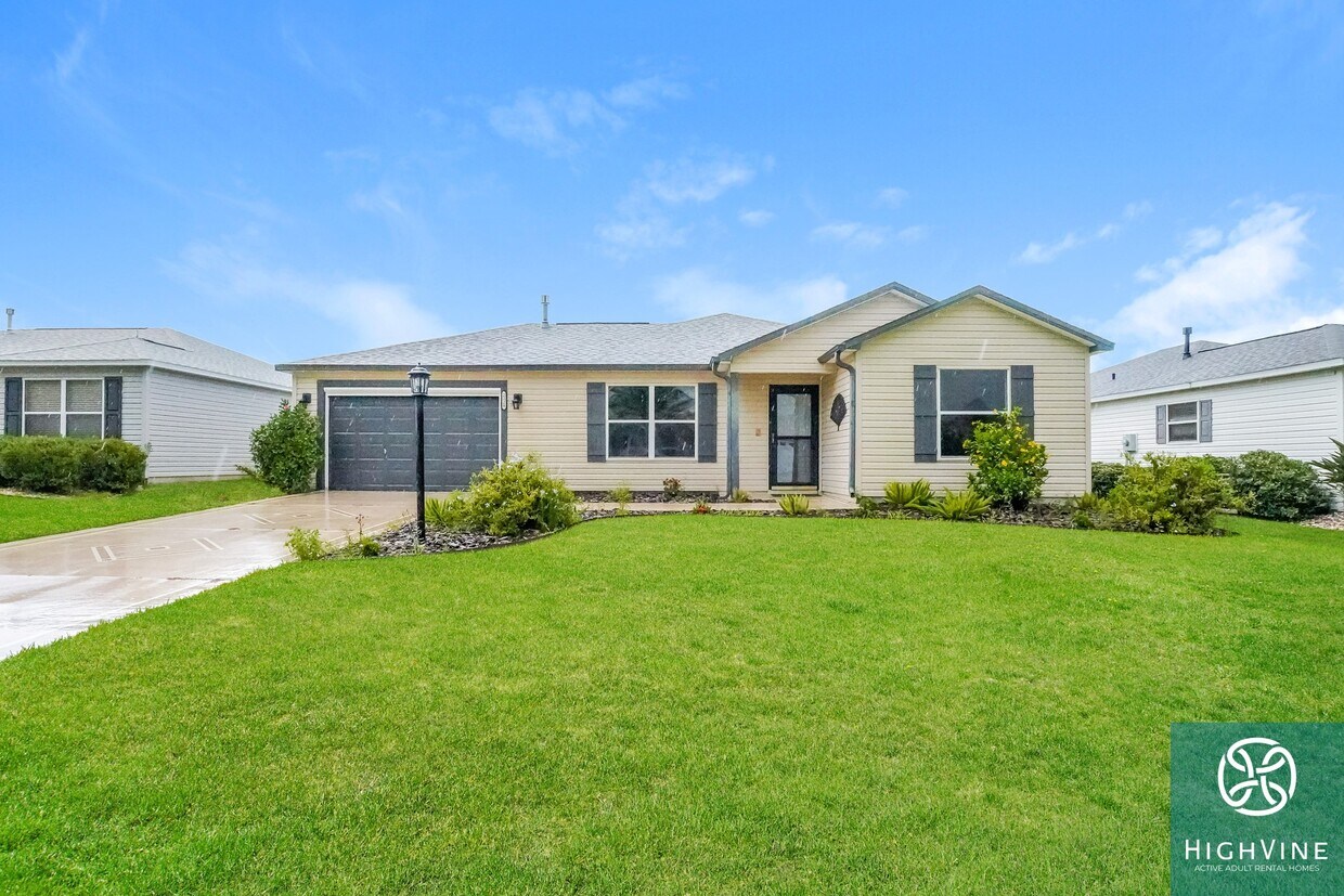 Foto principal - 2228 Lowry Rd