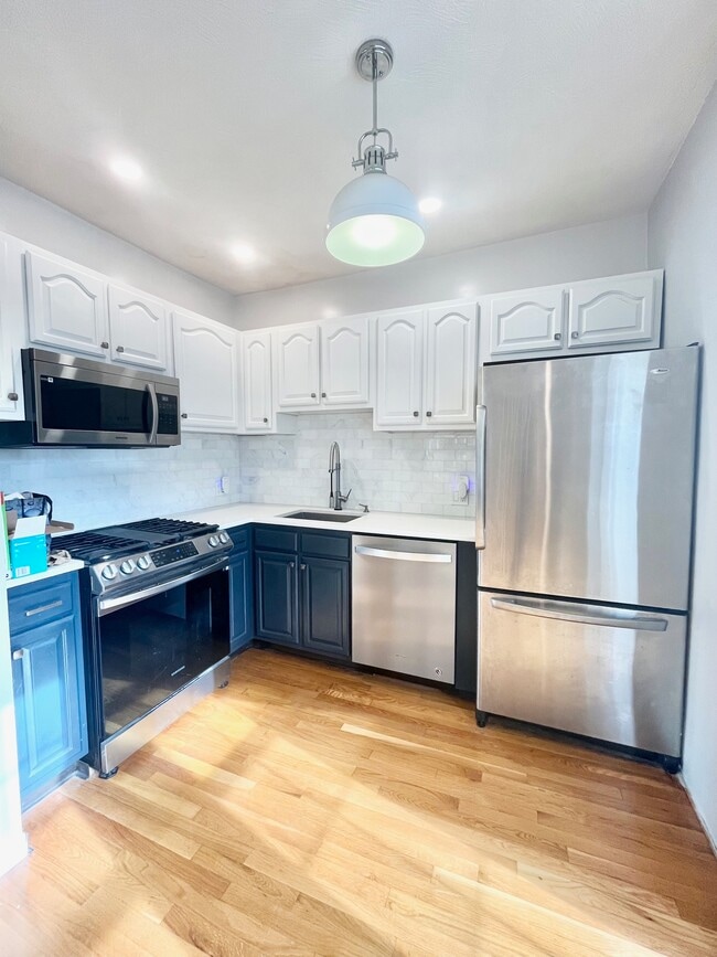 Foto del edificio - 120 Highland St