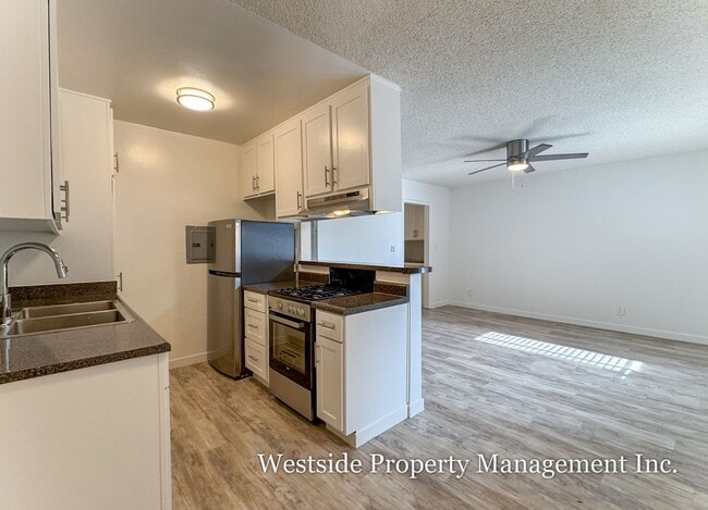 Building Photo - 45 Rose Ave