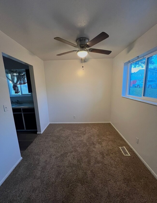 Building Photo - 1547 W 3395 S