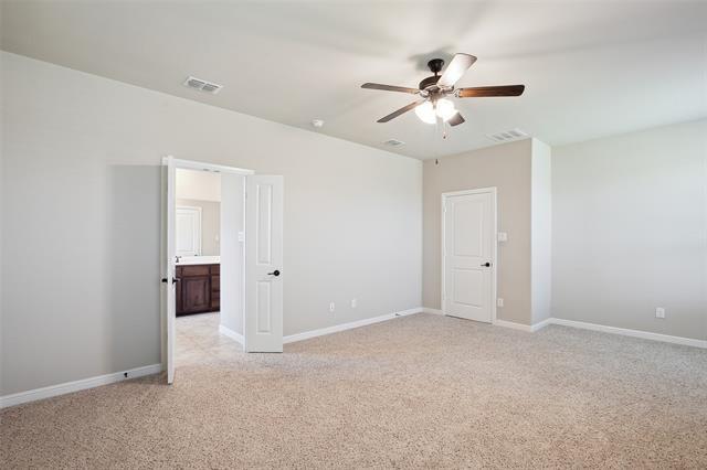 Building Photo - 512 Lindisfarne Ln