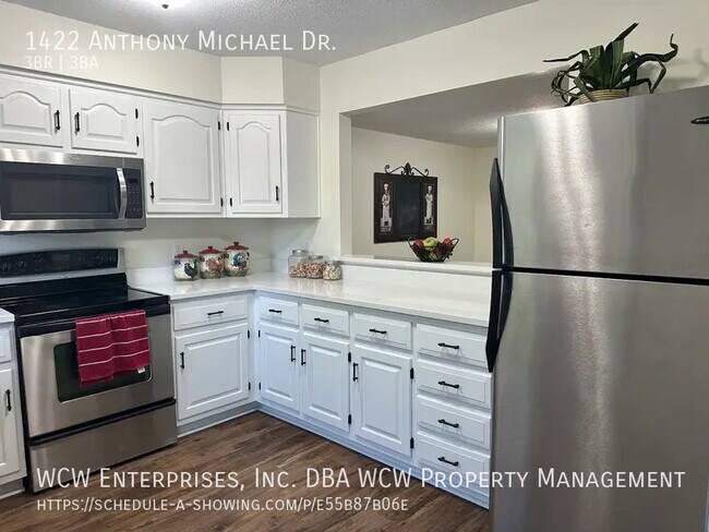 Foto del edificio - 1422 Anthony Michael Dr