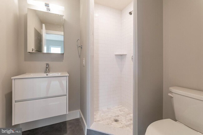 Foto del edificio - 1837 Blair St