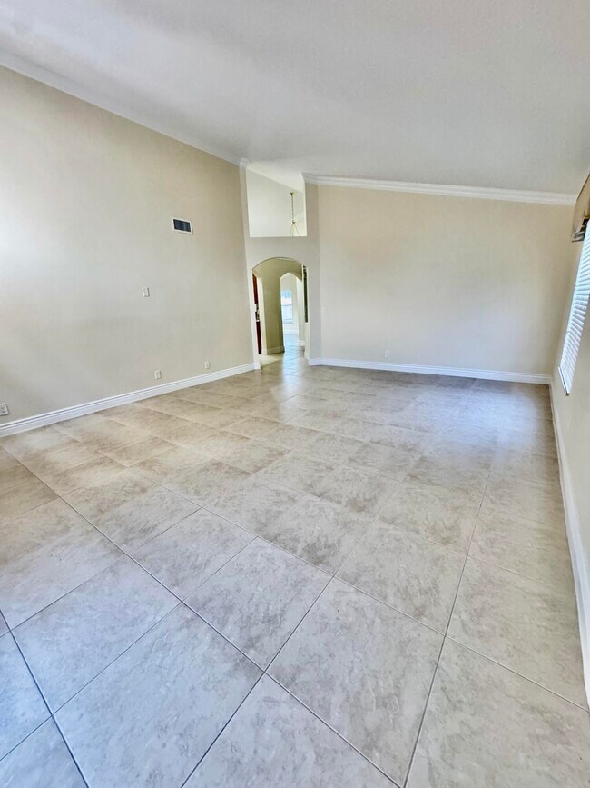 Building Photo - 54 Egret Way