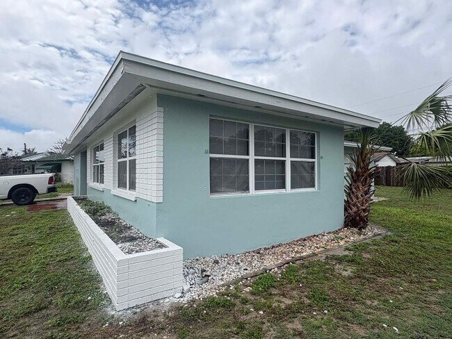 Foto del edificio - 4 bedroom Single-Family Home Available for Move-In NOW