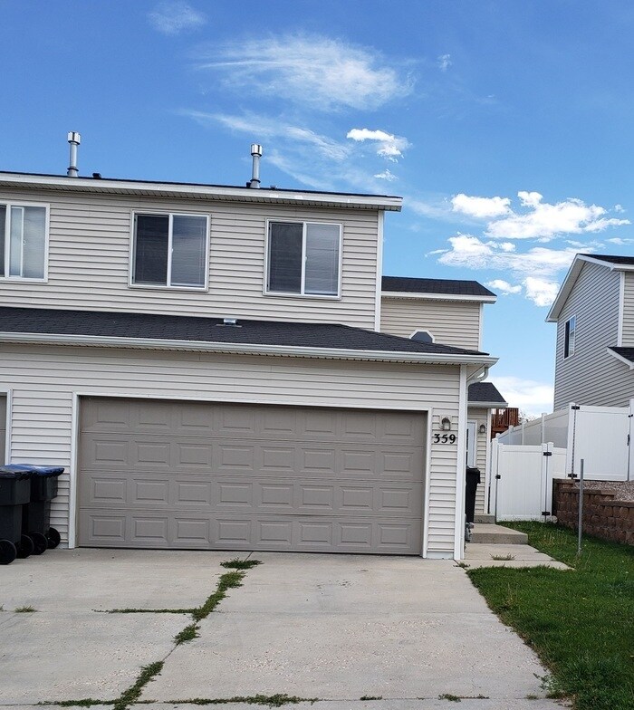 359 Arkel Way, Cheyenne, WY 82007 Townhome Rentals in Cheyenne WY
