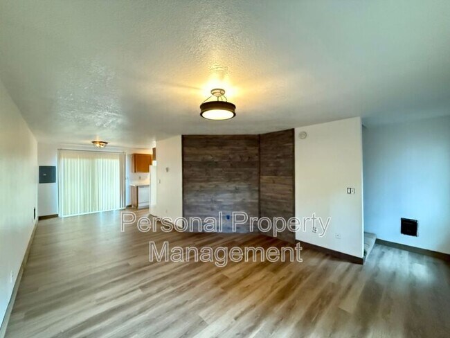 Foto del edificio - 3919 H St