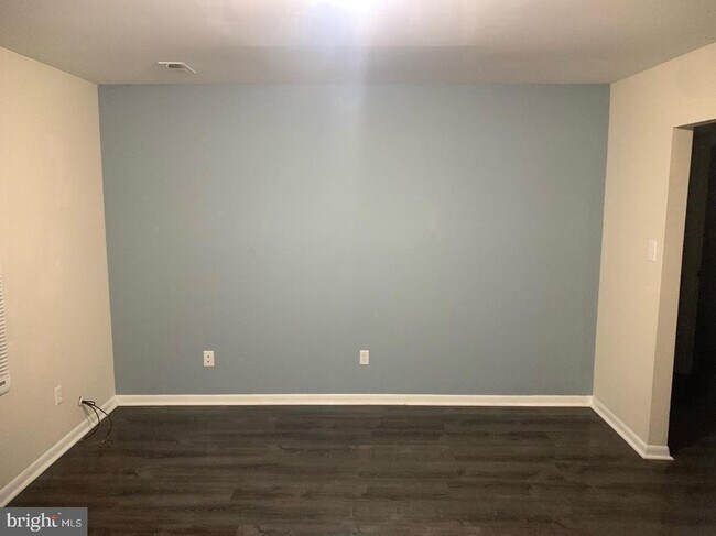 Foto del edificio - 424 Harford St