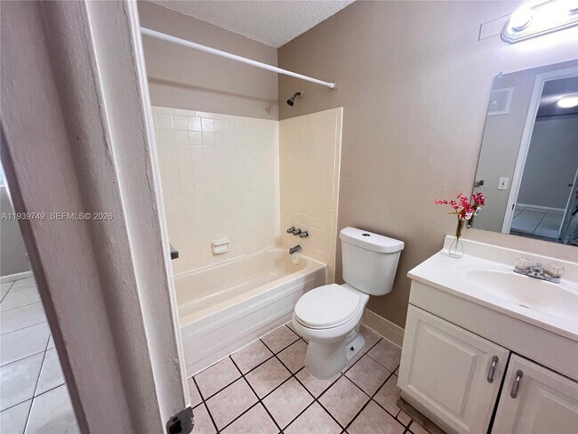 Building Photo - 1200 SW 50th Ave