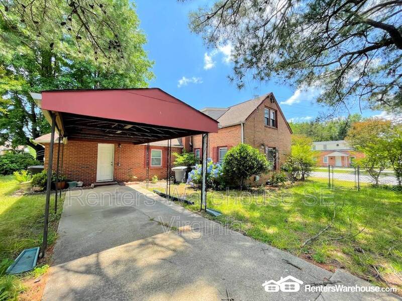 Primary Photo - 1 E Walker Rd