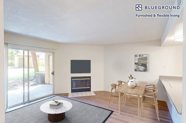 Building Photo - 400 Appian Way