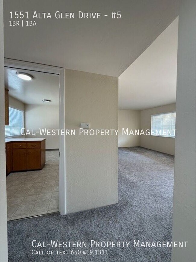 Building Photo - 1551 Alta Glen Dr