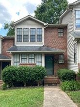 Building Photo - 703 Zius Ct NW