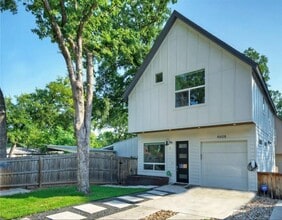 Building Photo - 4608 Santa Anna St