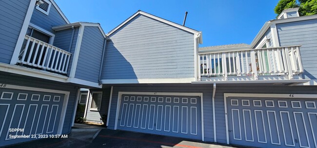 Building Photo - MIRA MESA / Canyon Colony - Nice 3 Bedroom...