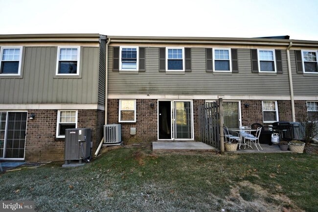 Building Photo - 46 Winston Ct