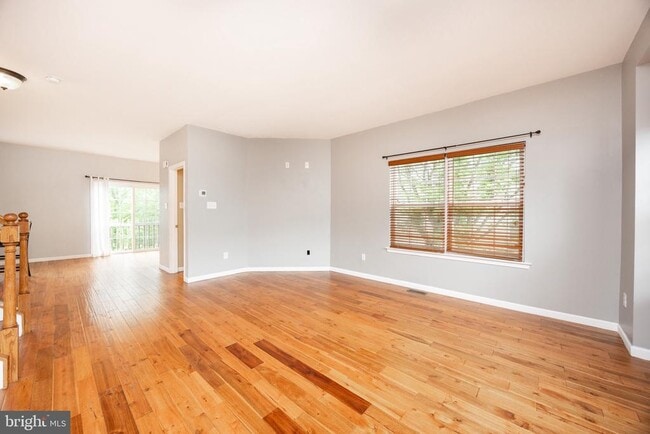 Building Photo - 2717 Fynamore Ln