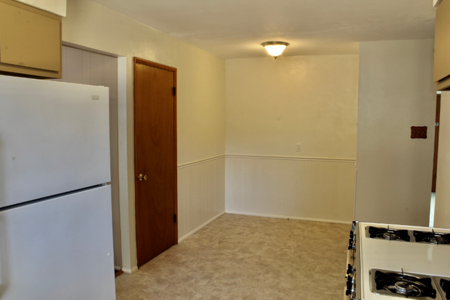 Building Photo - 4011 Northern Aire Dr