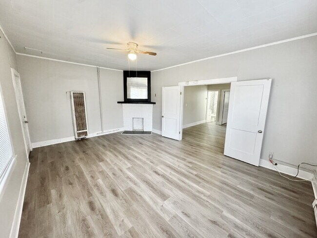 Building Photo - 3592 Vivia Ave