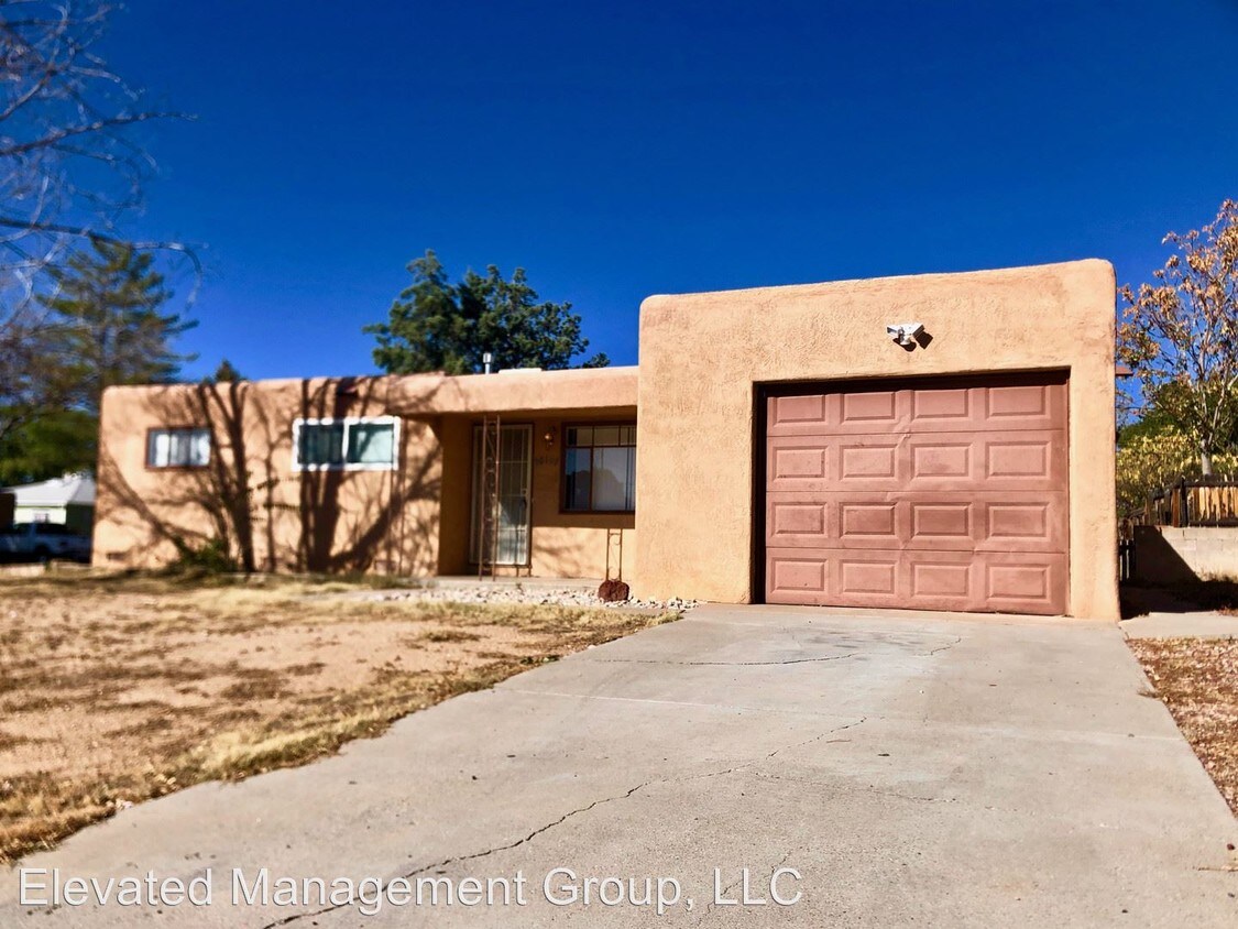 Primary Photo - 3 br, 2 bath House - 10101 Chapala Ct