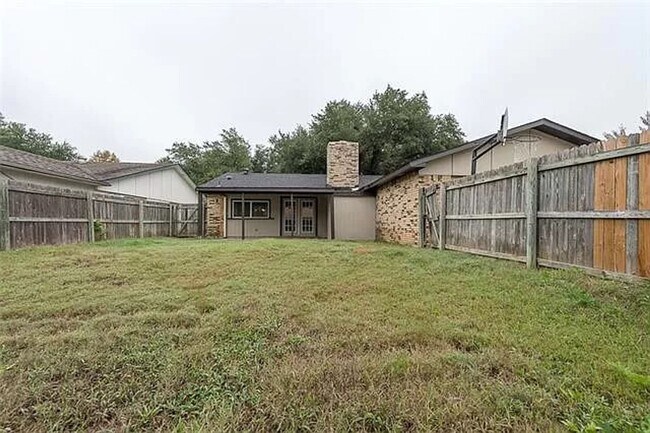 Foto del edificio - 2809 Dove Meadow Dr