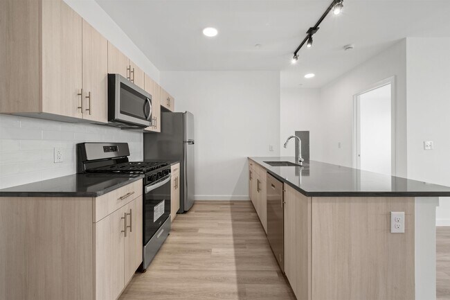Foto del edificio - 117-121-121 Prospect Ave