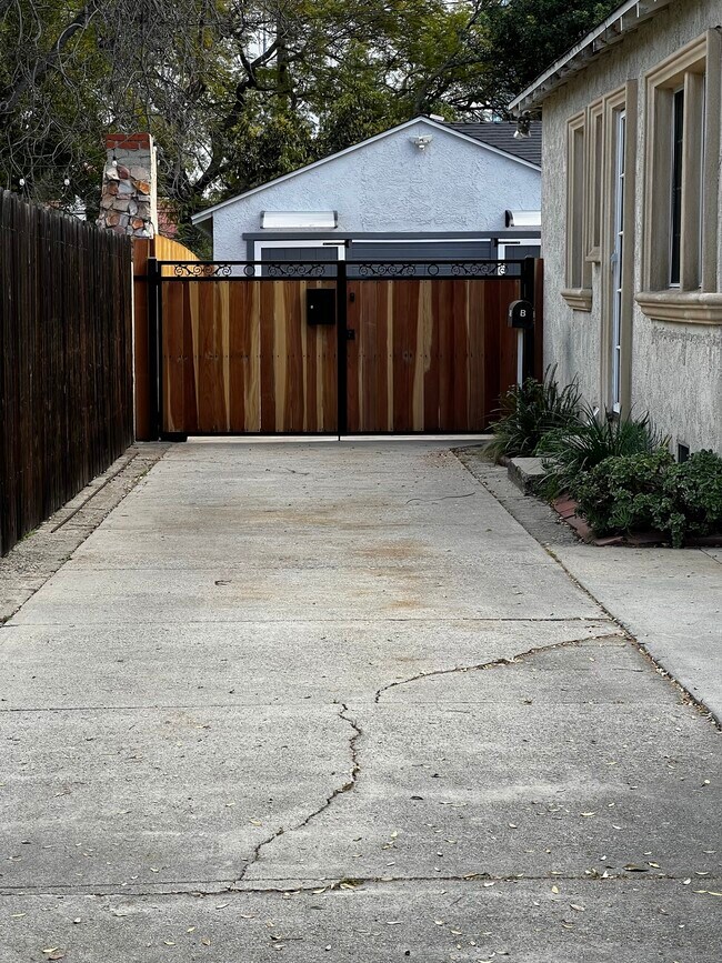Off Street Driveway - 3466 Fay Ave