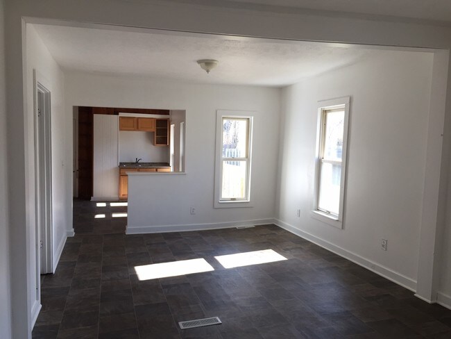 Building Photo - 928 McReynolds Ave NW