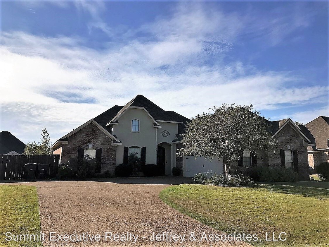 Foto principal - 410 Half Moon Ln