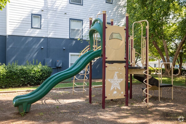Playground - Sailpointe at Lake Norman