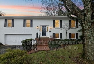 Building Photo - 3462 Lansdowne Dr