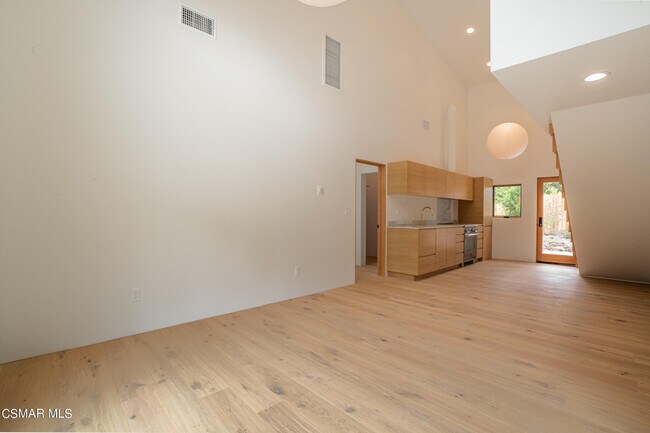 Foto del edificio - 31340 Mulholland Hwy