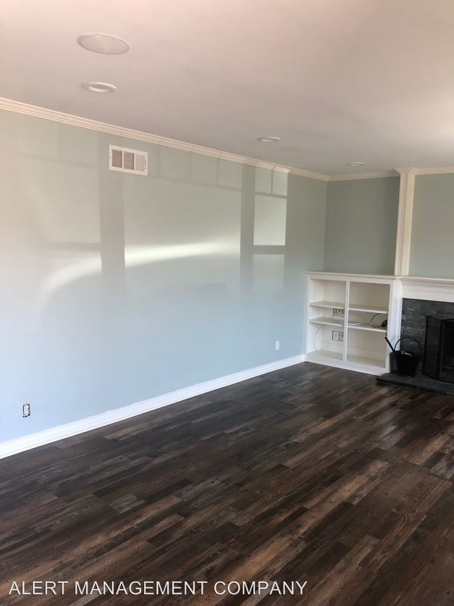 Building Photo - 3 br, 2 bath House - 1311 Bluebell St