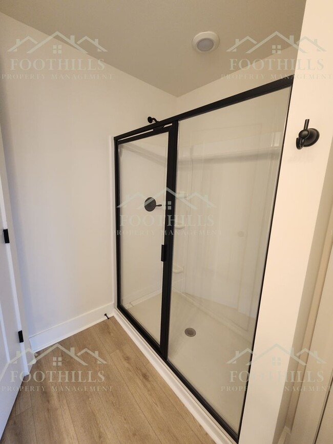 Building Photo - Brand-New 3BR/3BA – Stylish, Spacious & Re...