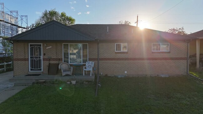 Foto del edificio - 7545 Turner Dr