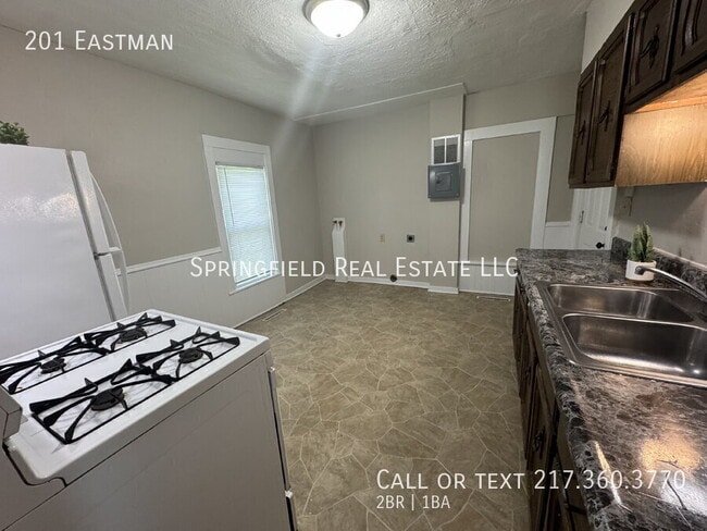 Foto del edificio - 201 Eastman-