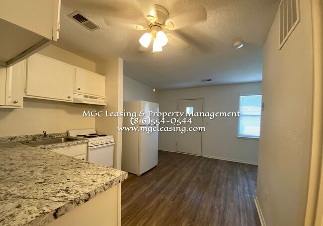 Foto del edificio - LeGrand Retirement Village