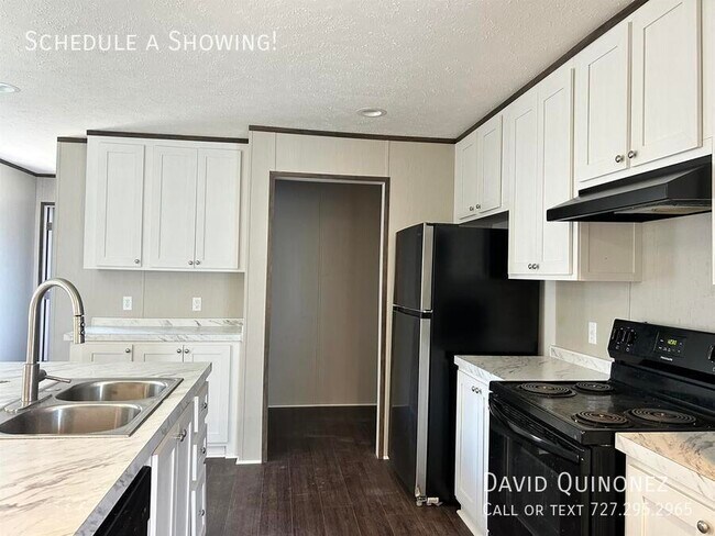 Foto del edificio - 2737 W Washington Center Rd
