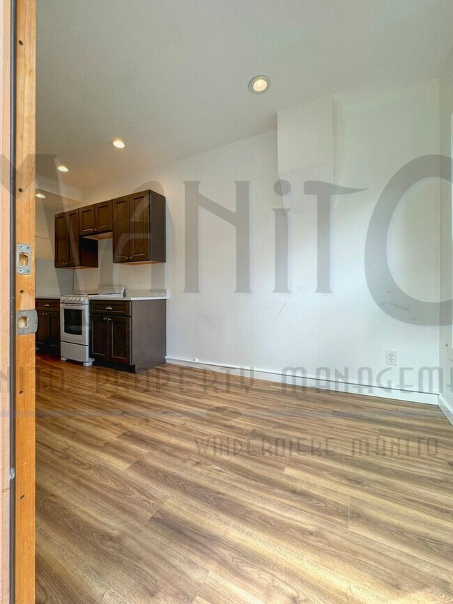 Foto del edificio - 1631 W 1st Ave