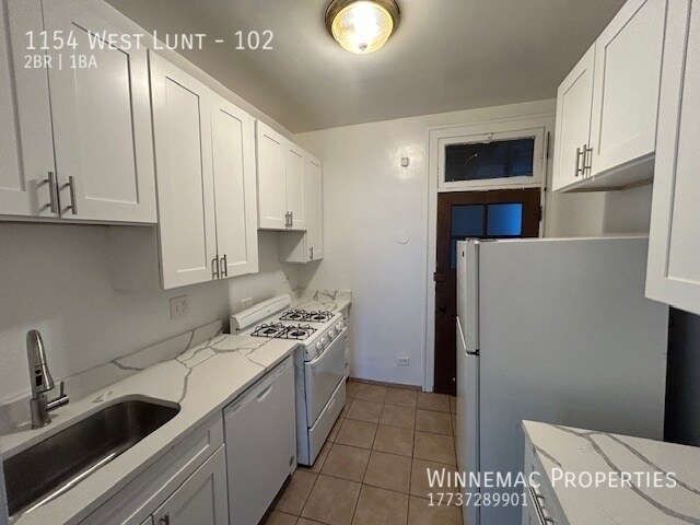 Building Photo - 1154 West Lunt-102