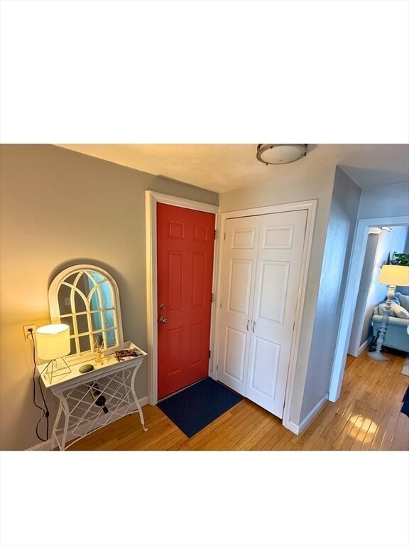 Foto del edificio - 265 Lexington St