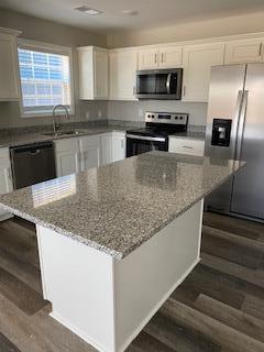 Foto del edificio - 2036 Dolly Dr