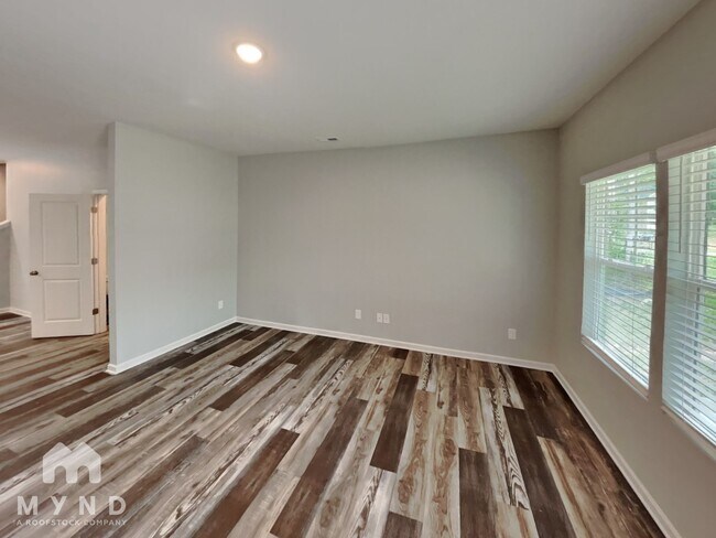 Building Photo - 147 Kodak Dr