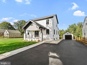 Building Photo - 116 2nd St