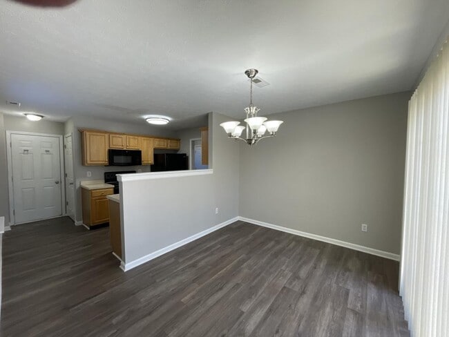Foto del edificio - 3013 Northern Falcon Ridge Dr